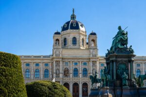 LIBERAL LARK ATELIER - VIENNA